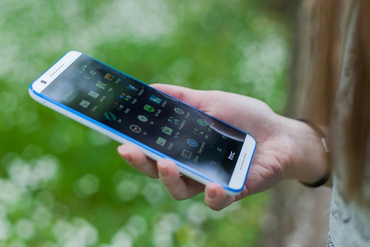 HTC Desire 820 (9).jpg